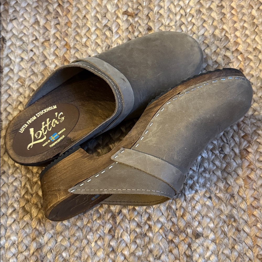 Lotta's From Stockholm 42 Wooden Taupe Nubuck Classic Leather Clogs - Picture 9 of 11